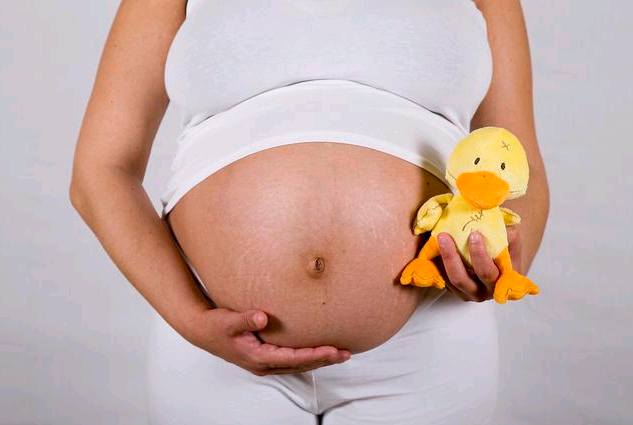 泰国三代试管助孕借精生孩子注意事项,泰国供卵孩子长得像谁